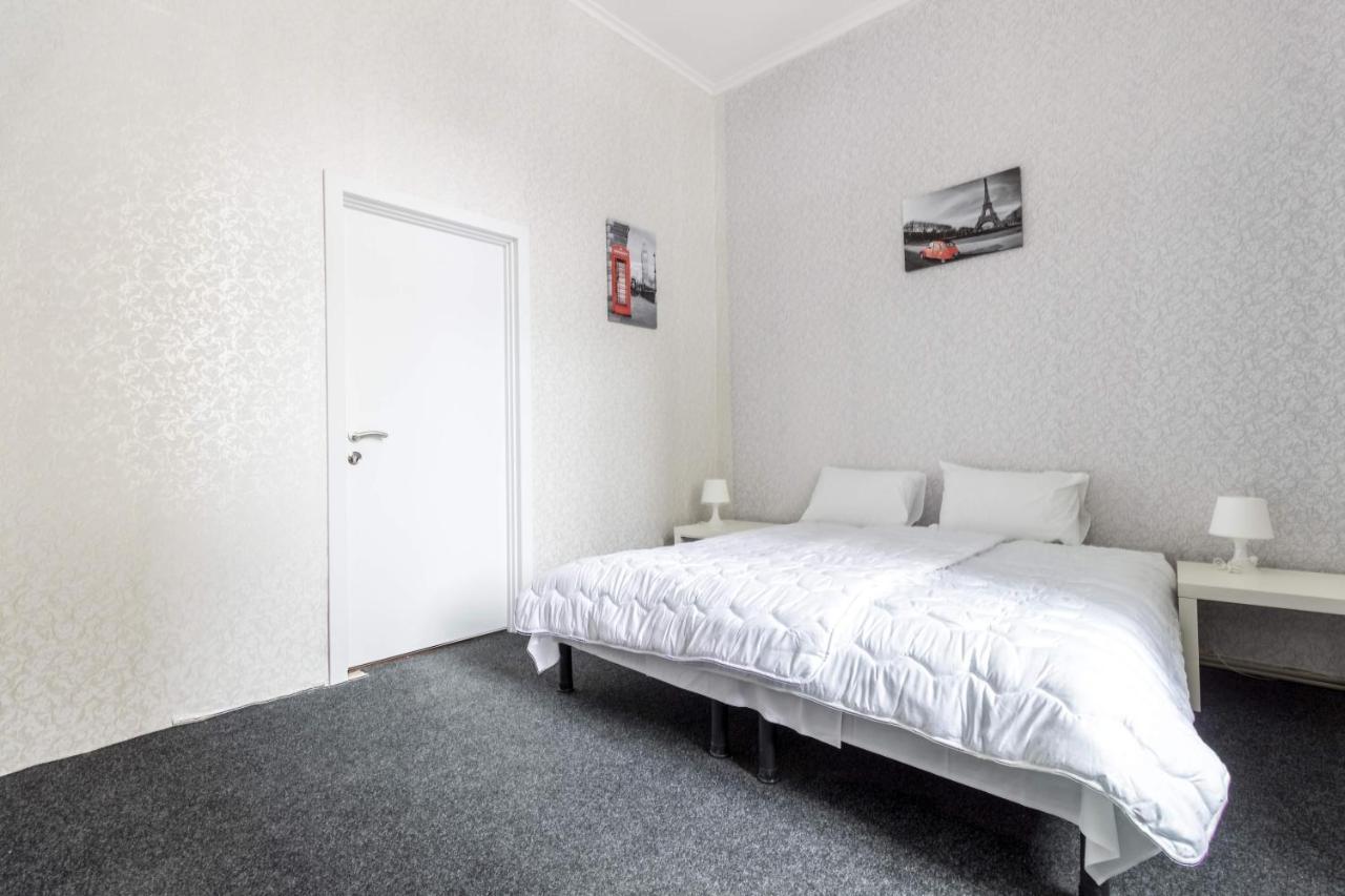 Hostel Best Time Львов Экстерьер фото