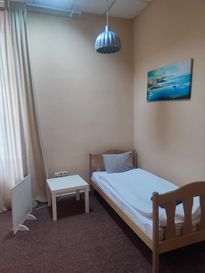 Hostel Best Time Львов Экстерьер фото