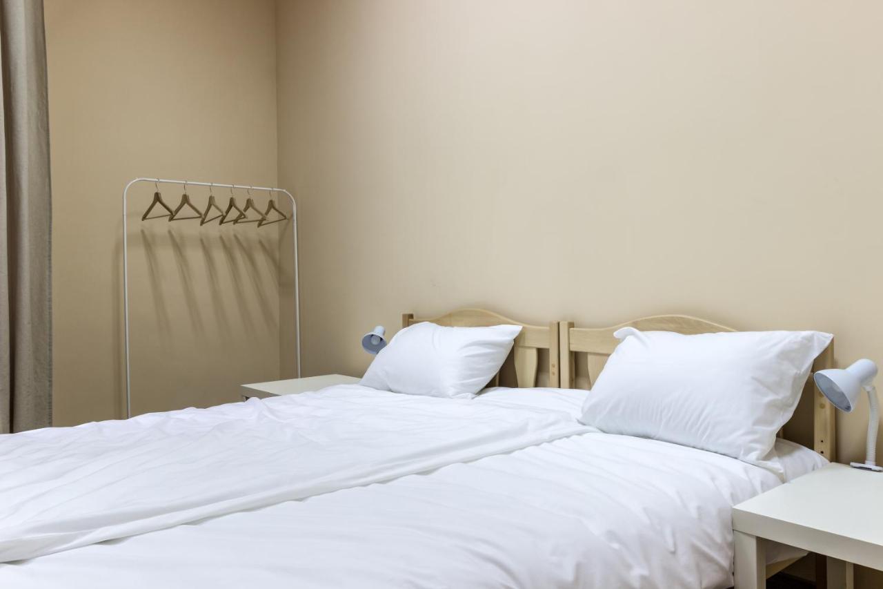Hostel Best Time Львов Экстерьер фото
